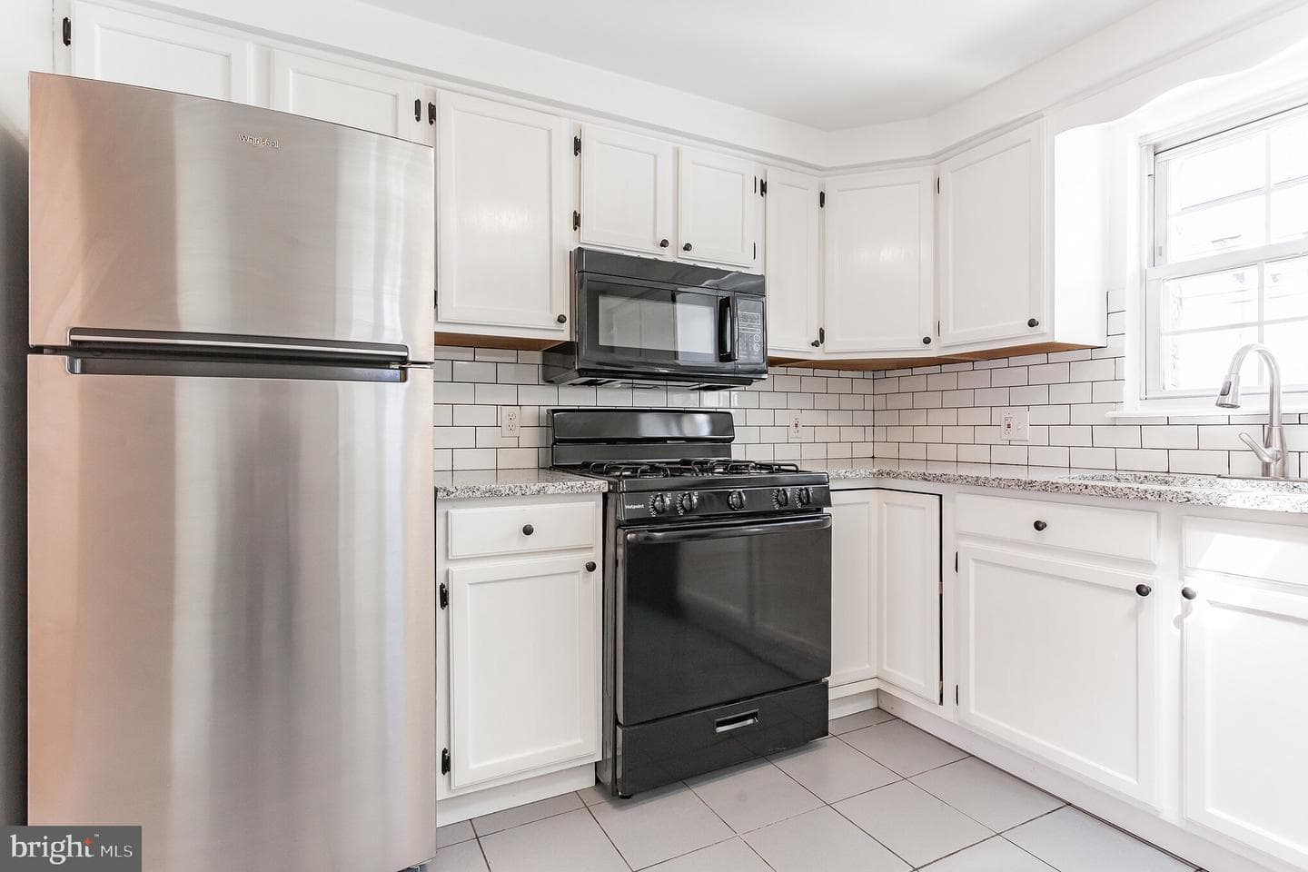 127 Sigel Street photo 7