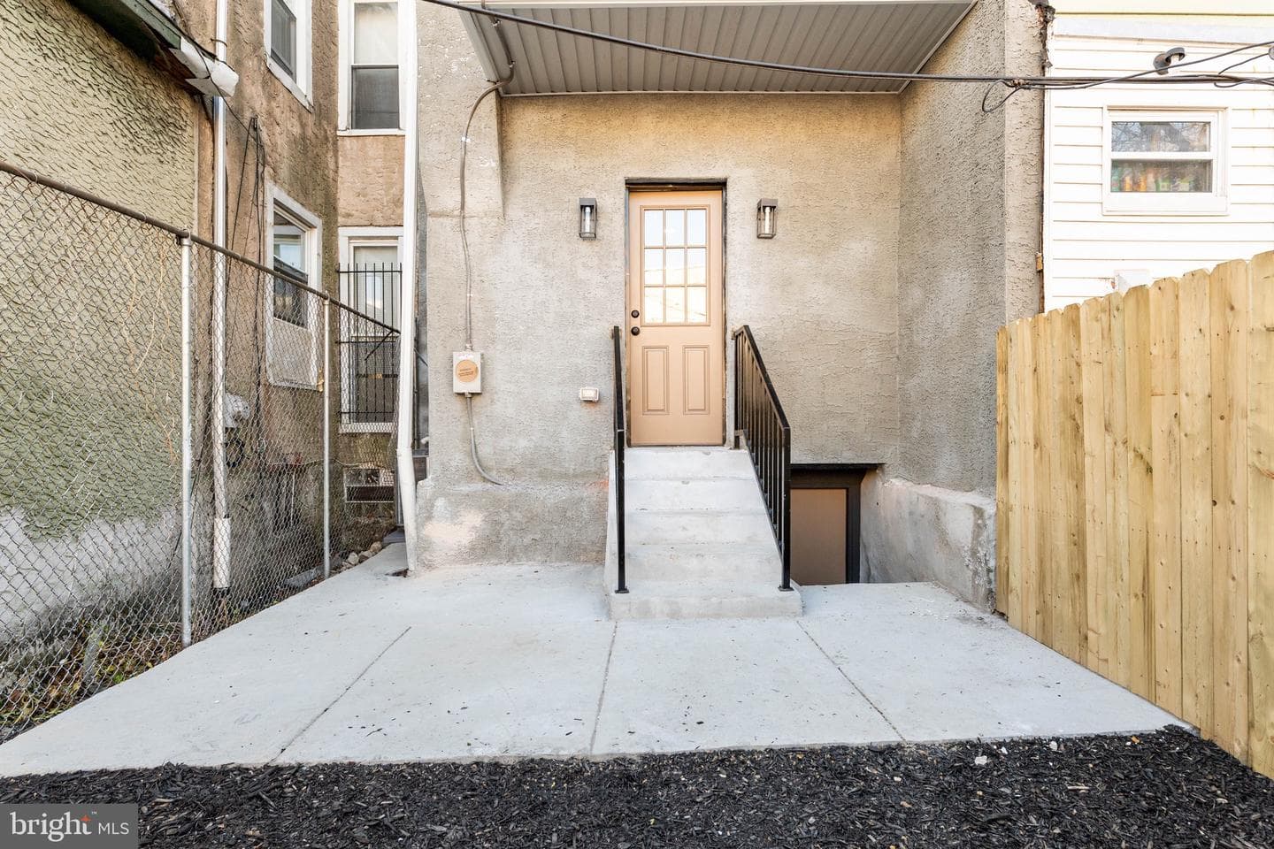 1443 N Edgewood Street photo 11