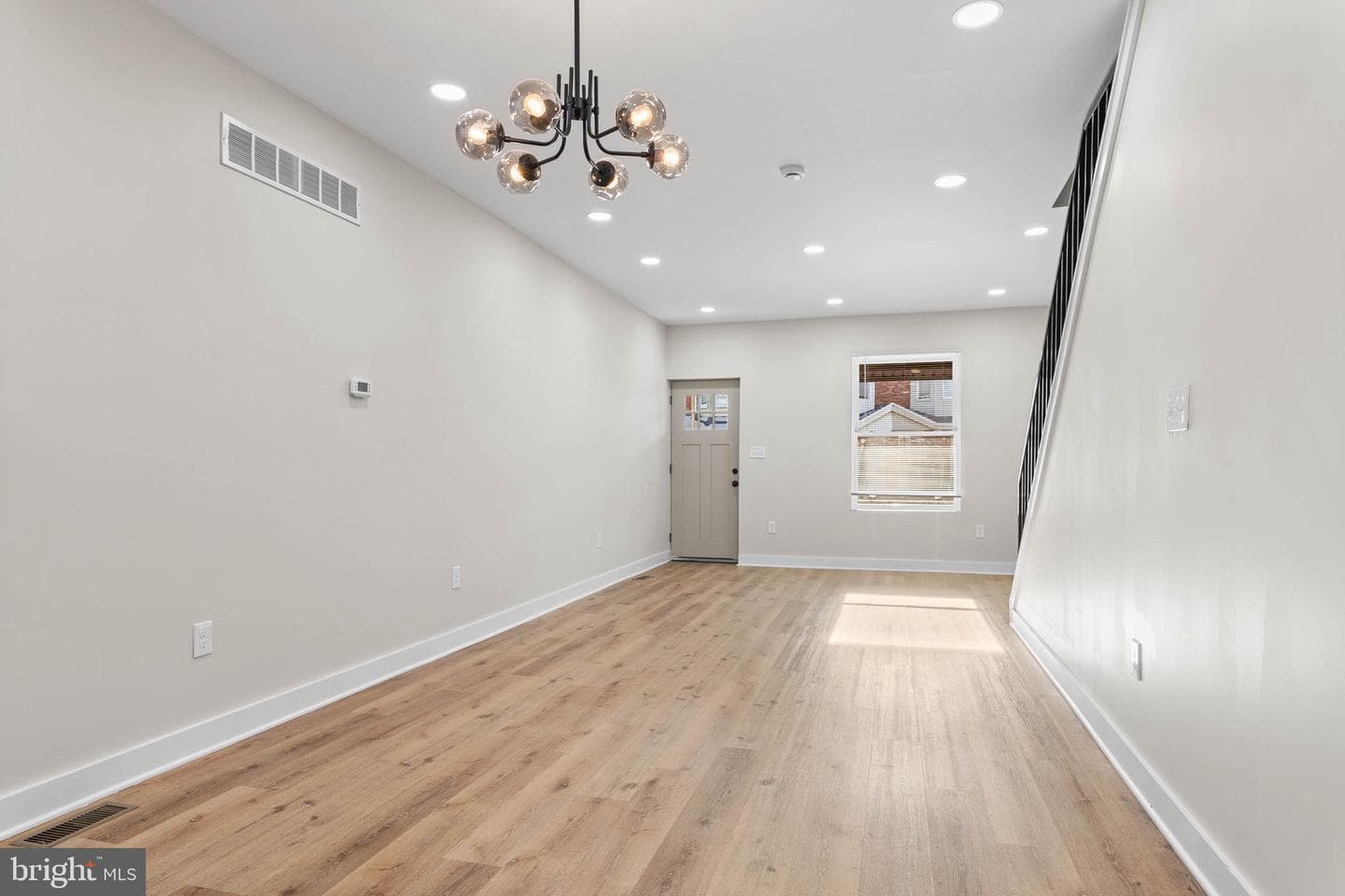 1443 N Edgewood Street photo 6