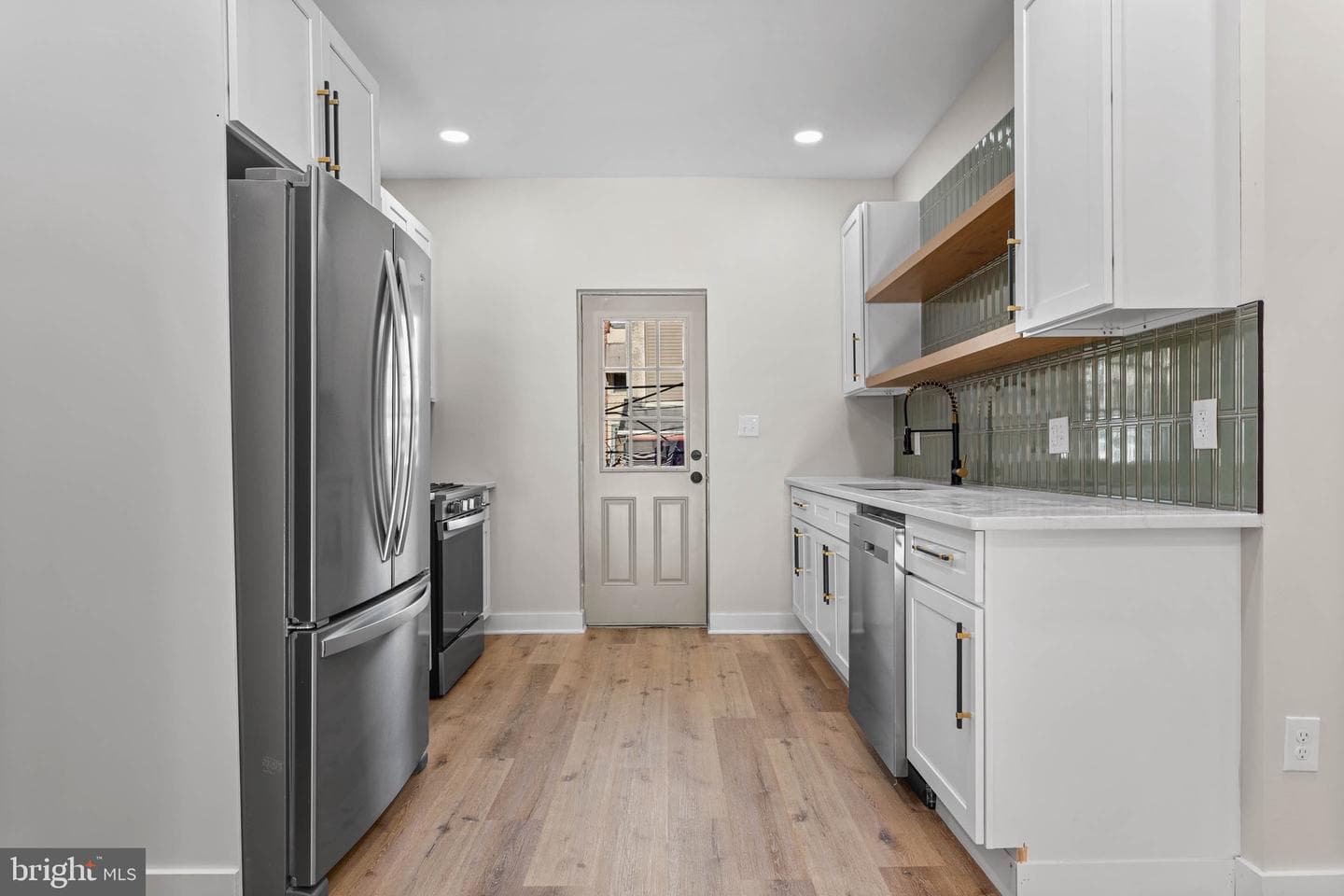 1443 N Edgewood Street photo 7