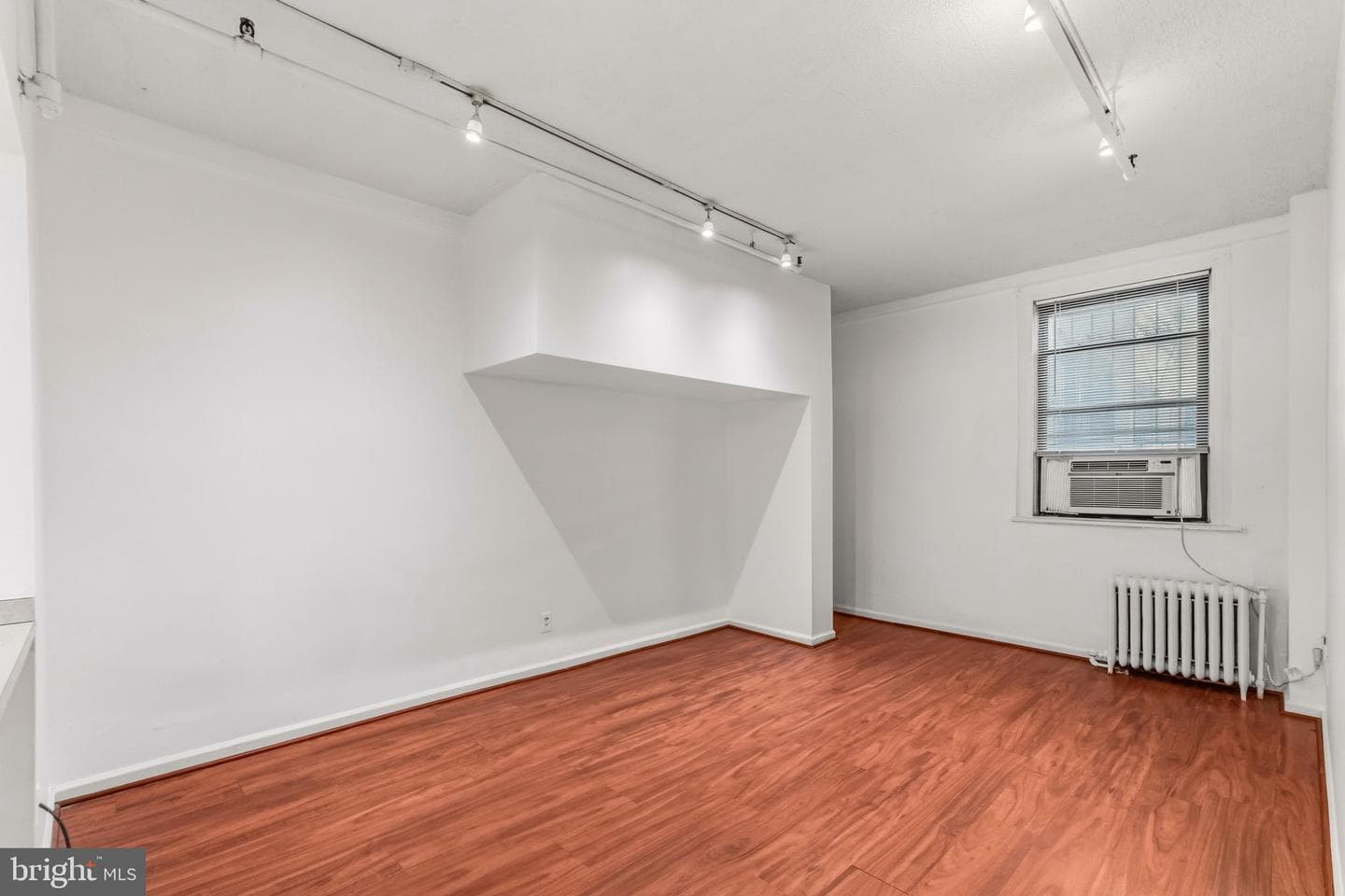 1324 Locust Street #214 photo 25