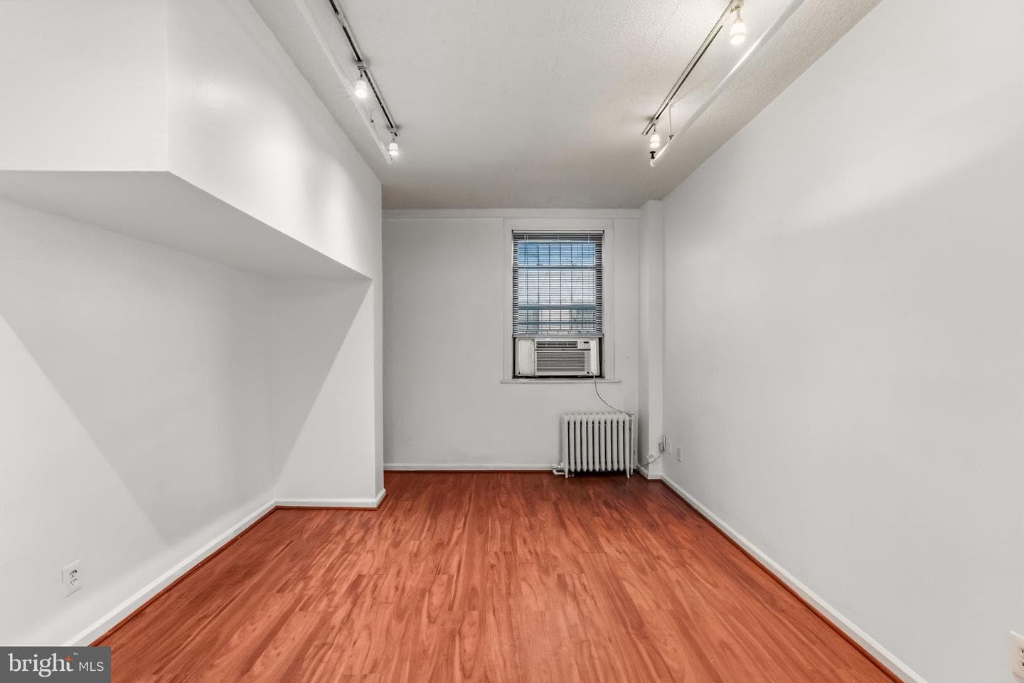 1324 Locust Street #214 photo 26