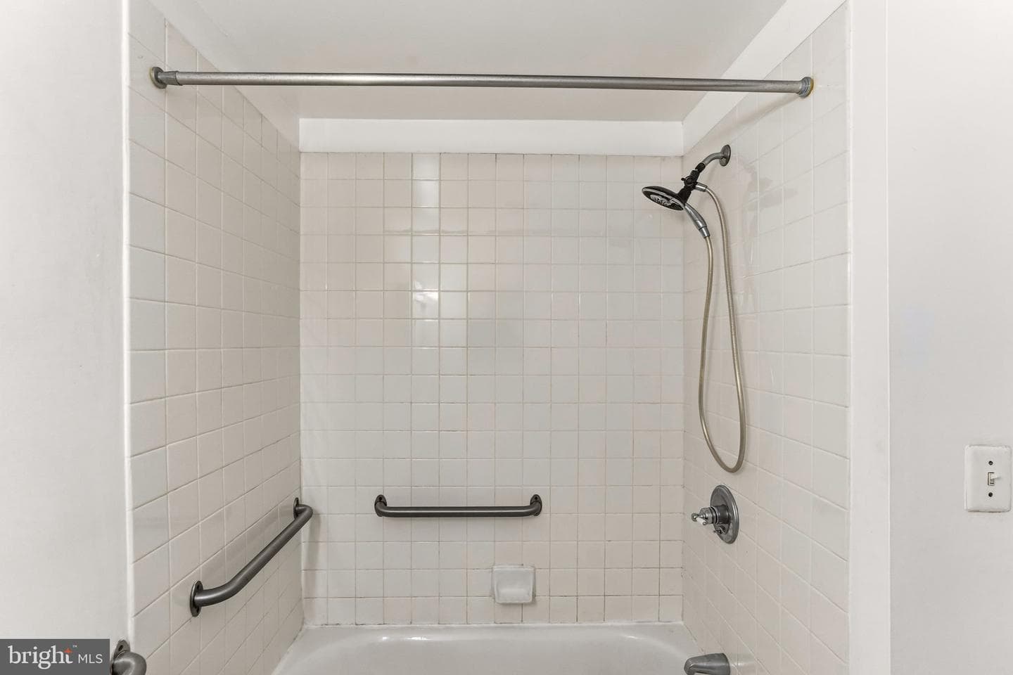 1324 Locust Street #214 photo 31