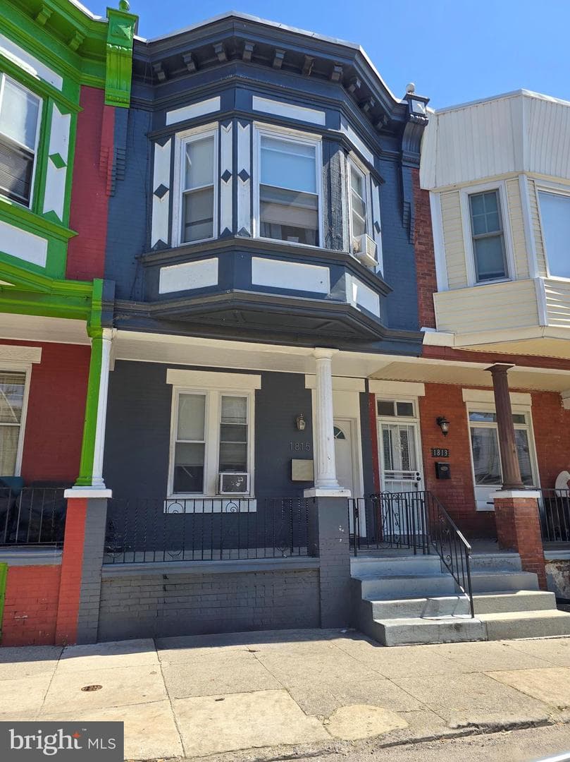 1815 N Newkirk Street photo 4