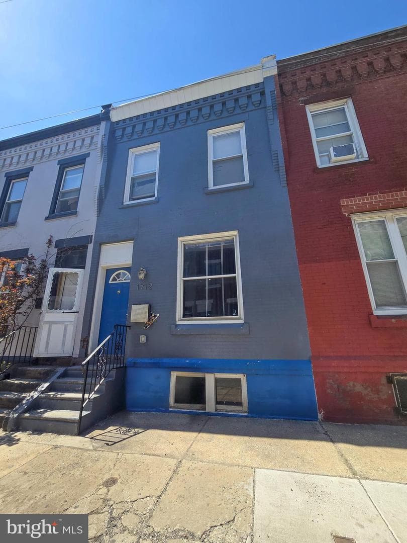 1712 N Bailey Street photo 2