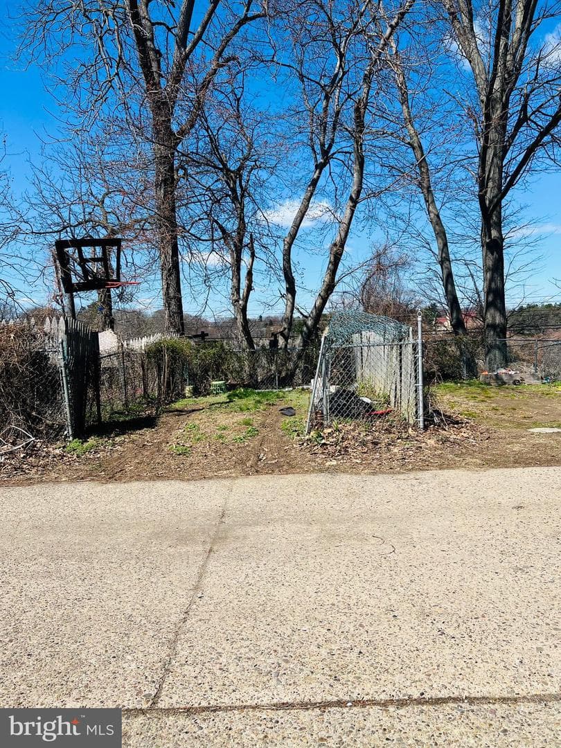 6128 Newtown Avenue photo 24