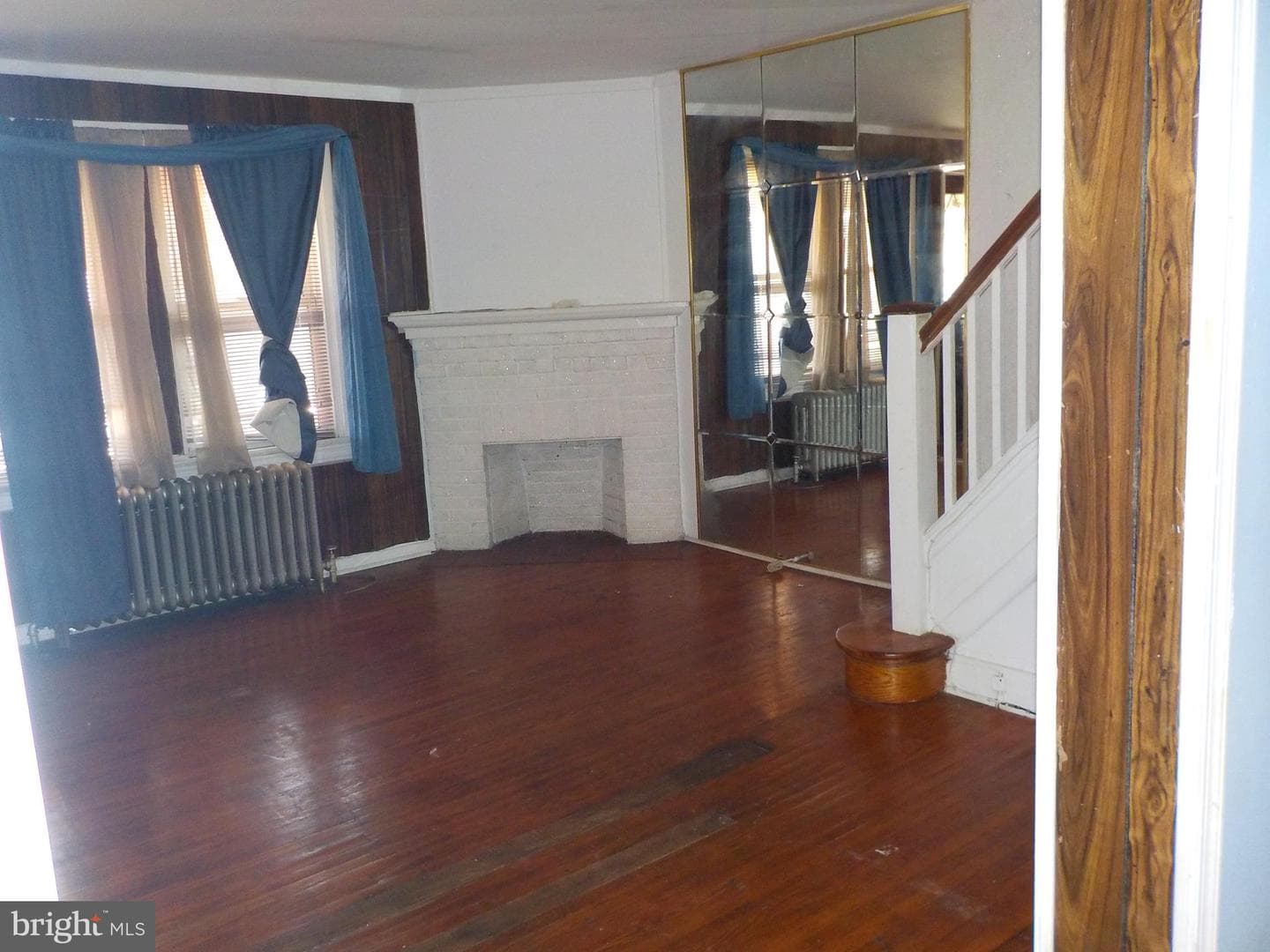 867 E Price Street E photo 9