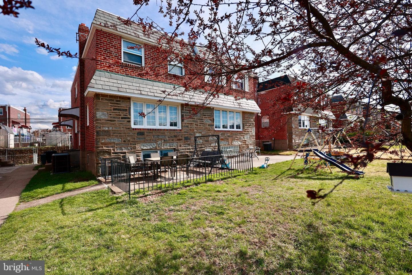 7523 Brous Avenue, Philadelphia