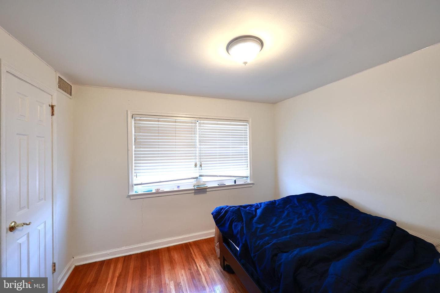 7523 Brous Avenue photo 14