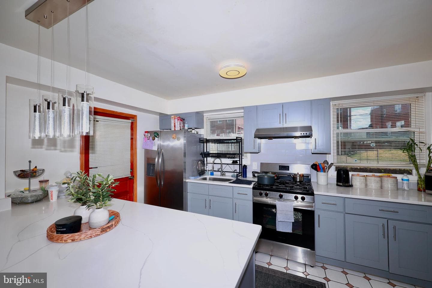 7523 Brous Avenue photo 5