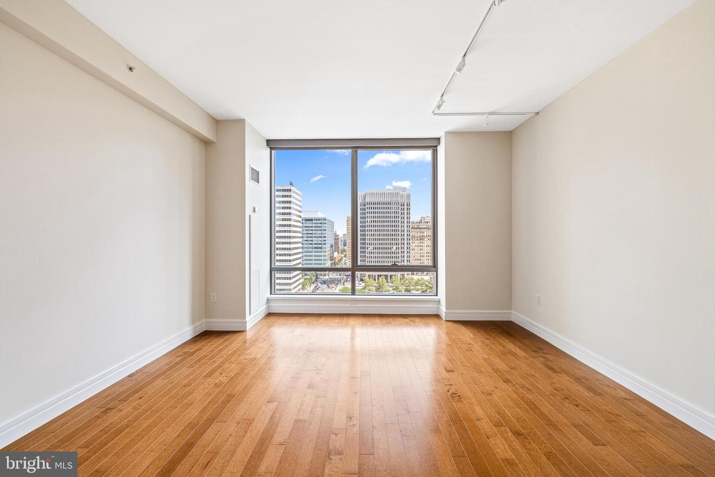 1414 S Penn Square #14e photo 9