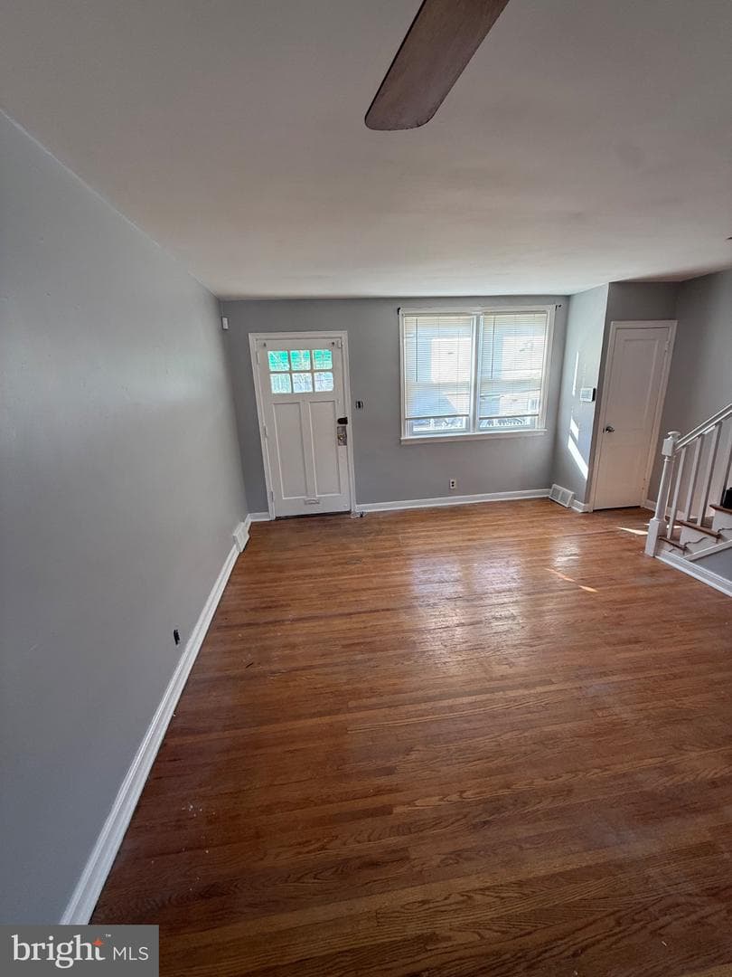 7213 Oakland Street photo 5