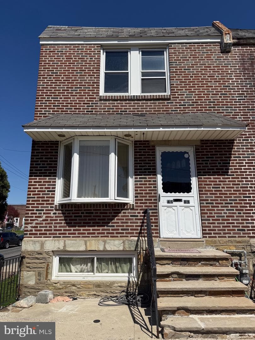 4501 Oakmont Street, Philadelphia
