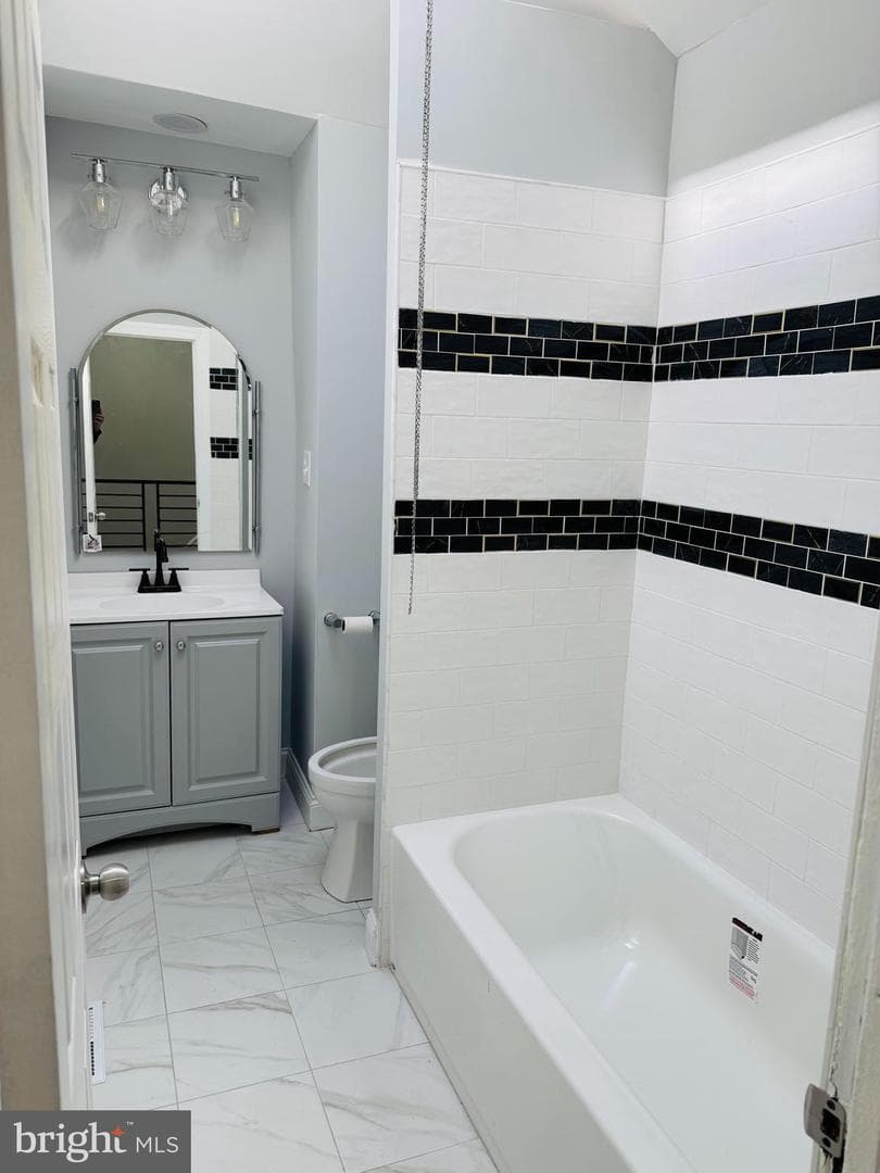2559 S Shields Street photo 11