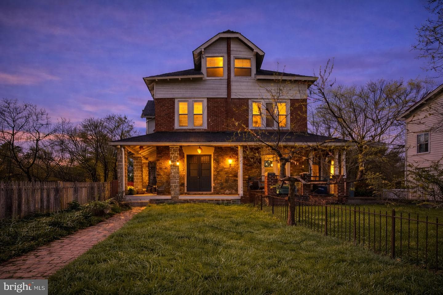 423 E High Street photo 4
