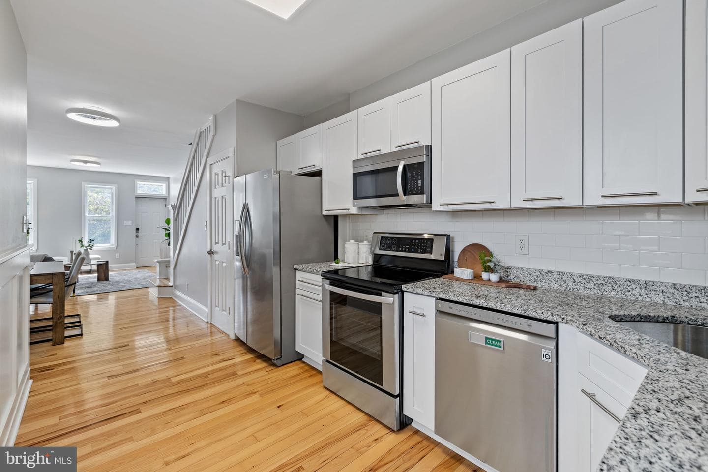 1214 N Lecount Street photo 9