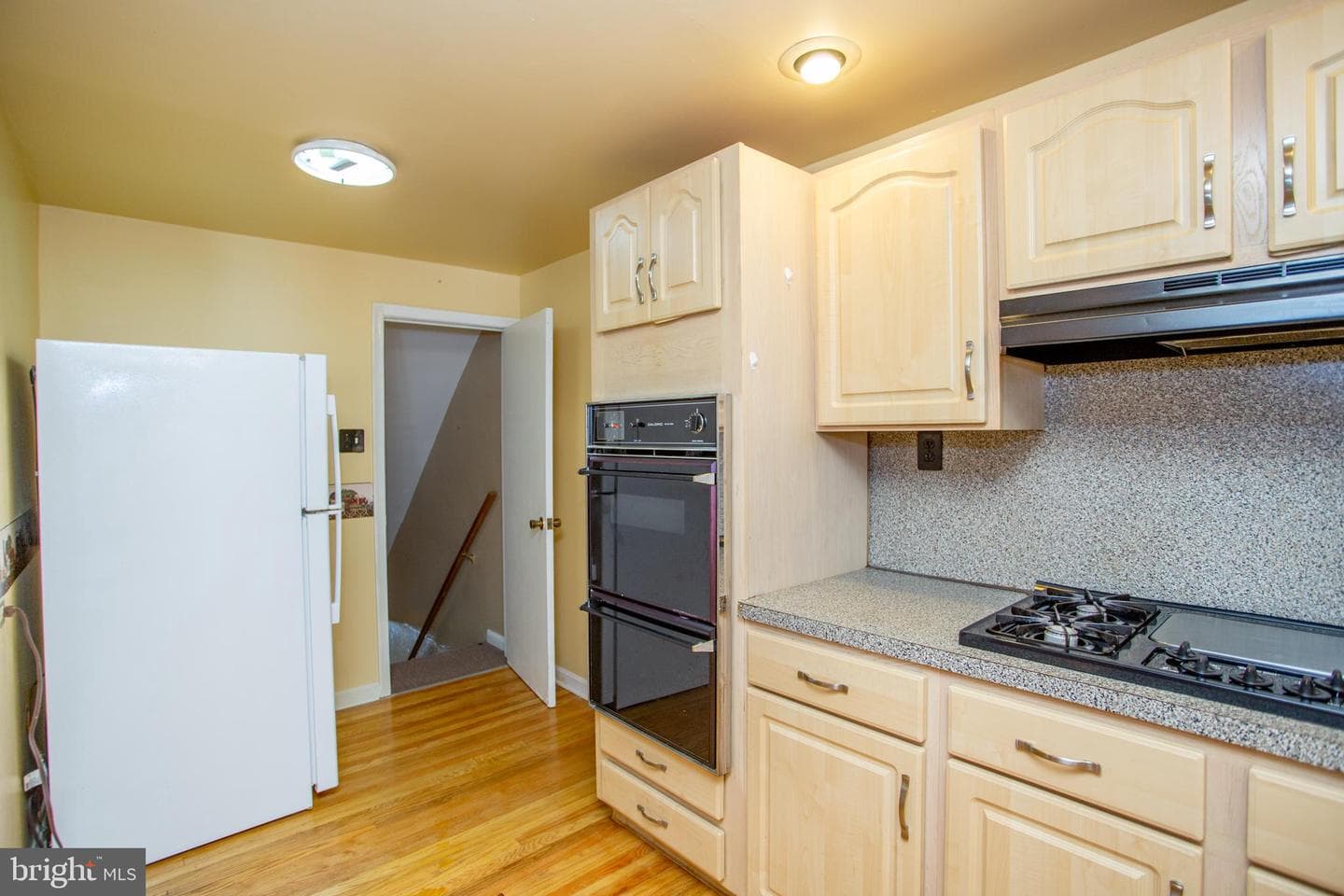 8617 Rugby Street photo 12