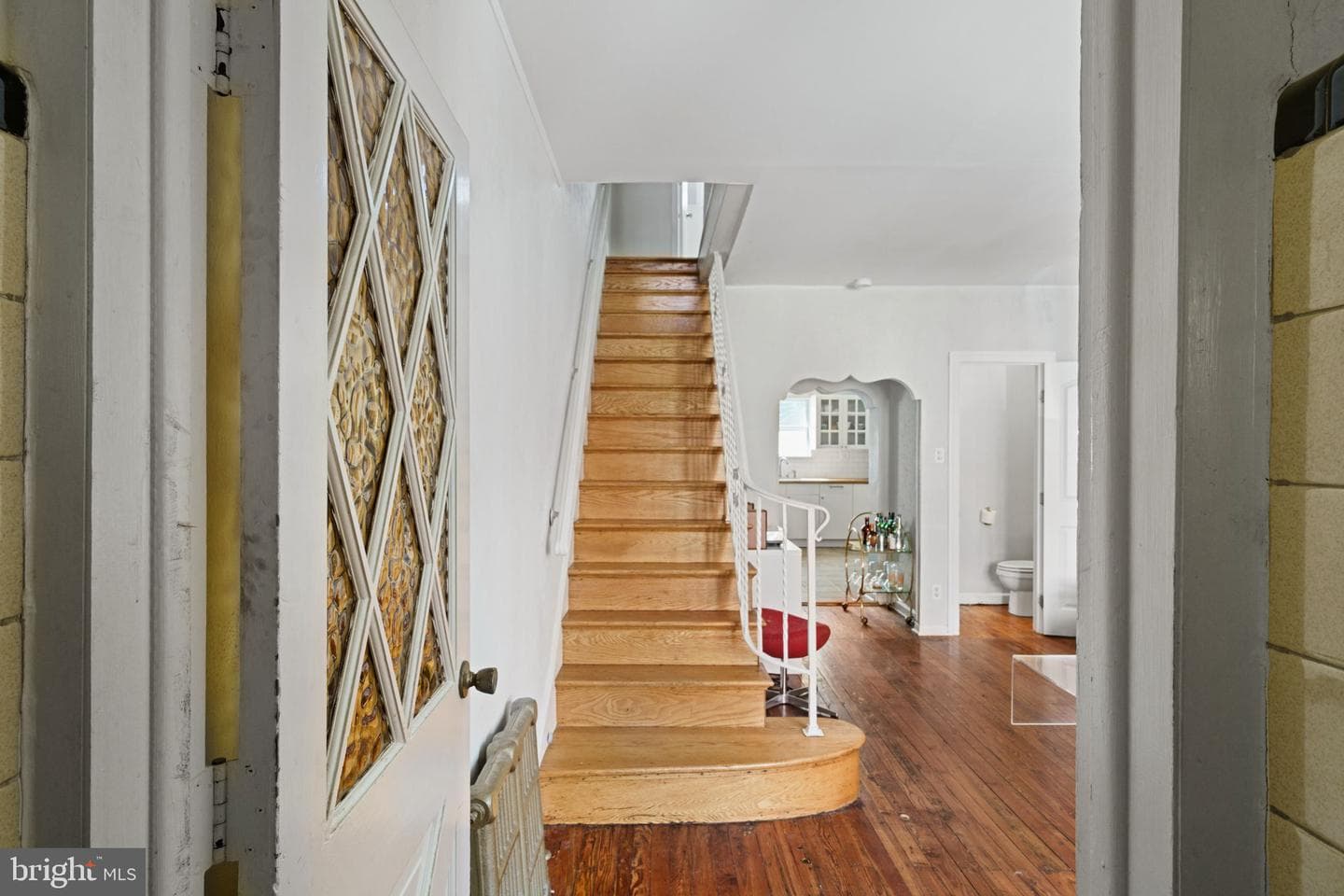 944 Tree Street photo 3