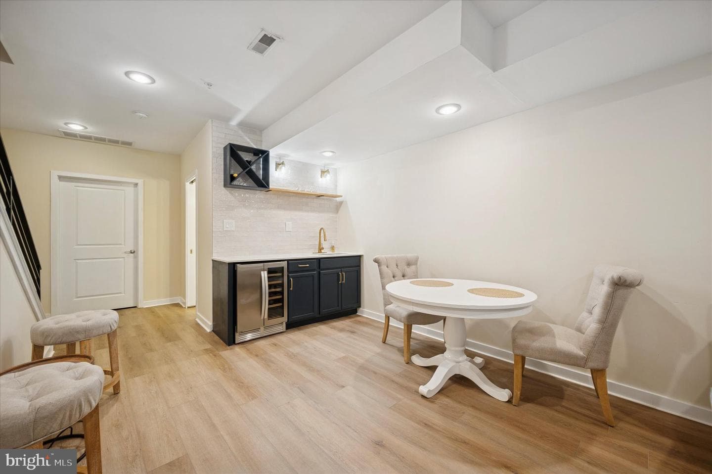 4128 Apple Street photo 12