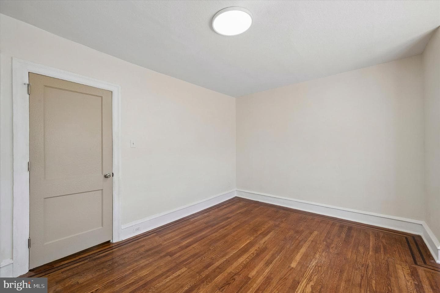 5949 Jefferson Street photo 24