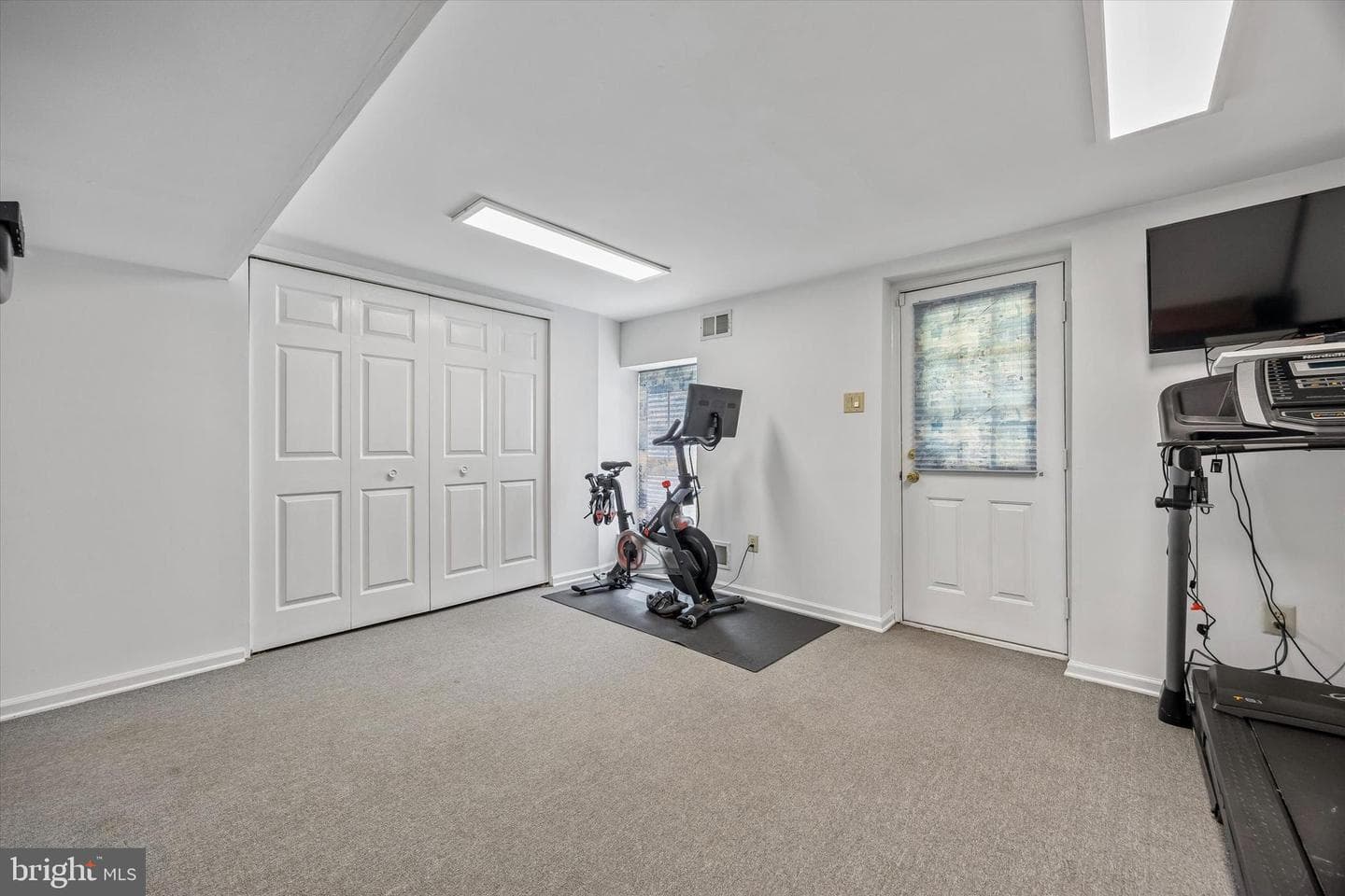 305 Sage Lane photo 27