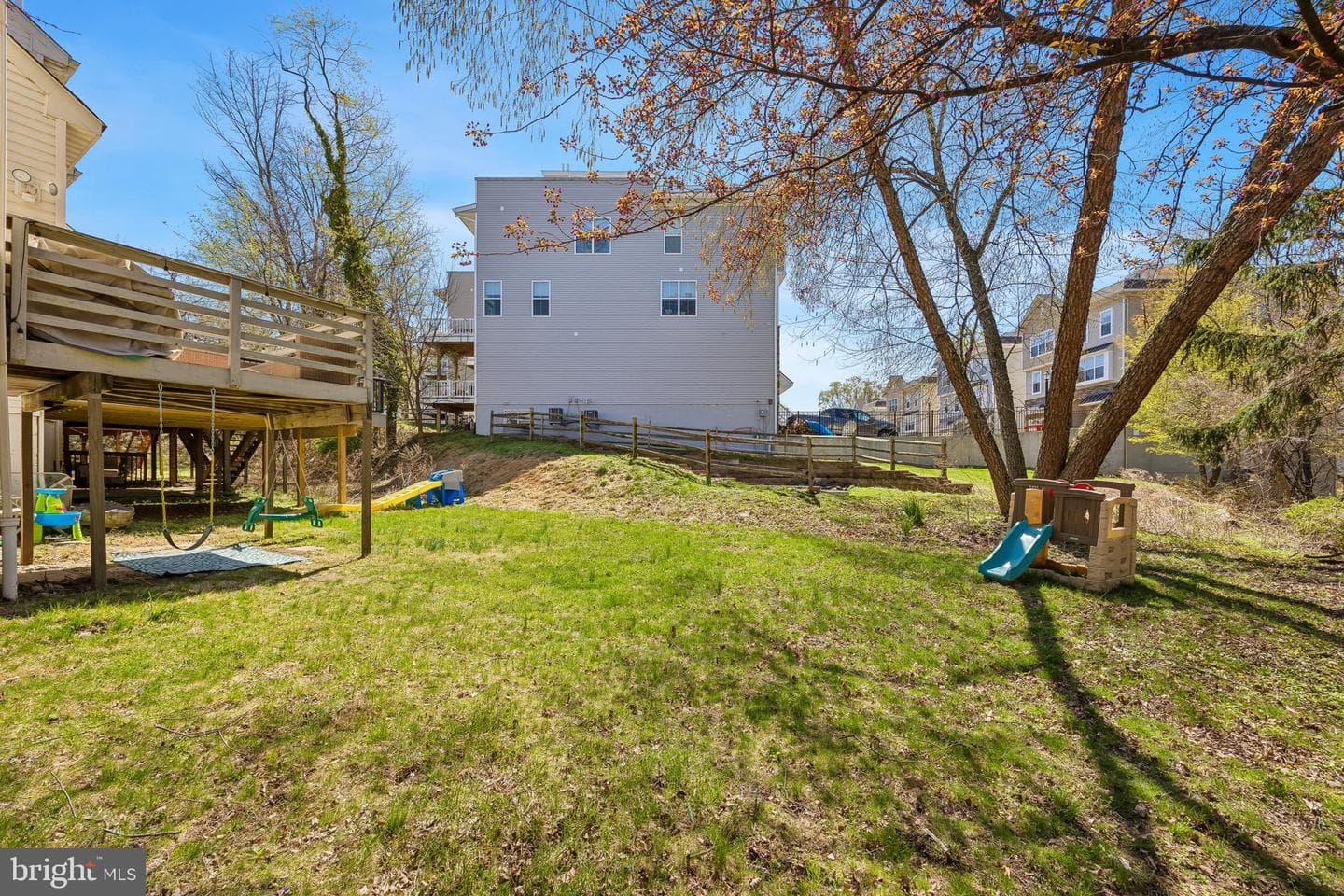 305 Sage Lane photo 32