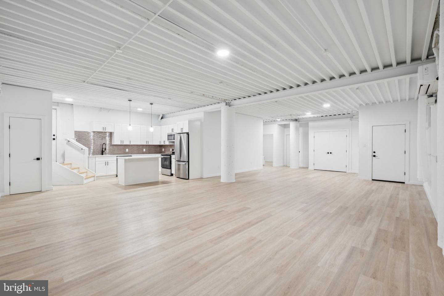 1116 N Bodine Street #c photo 14