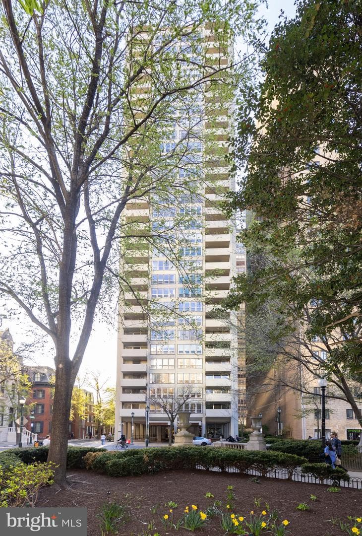 224 W Rittenhouse Square #1704 photo 19