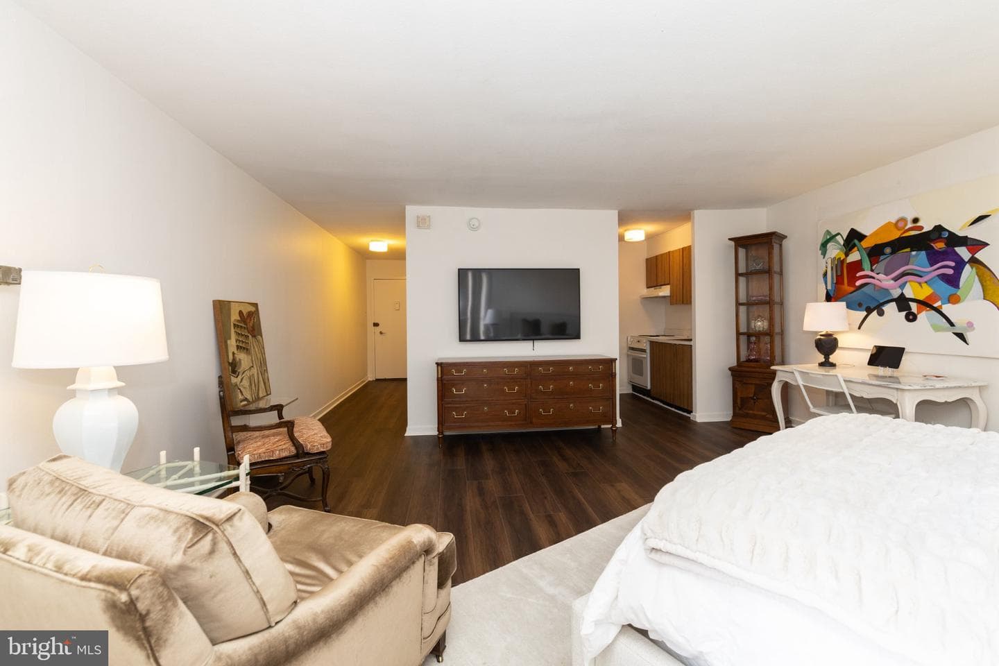 224 W Rittenhouse Square #1704 photo 3