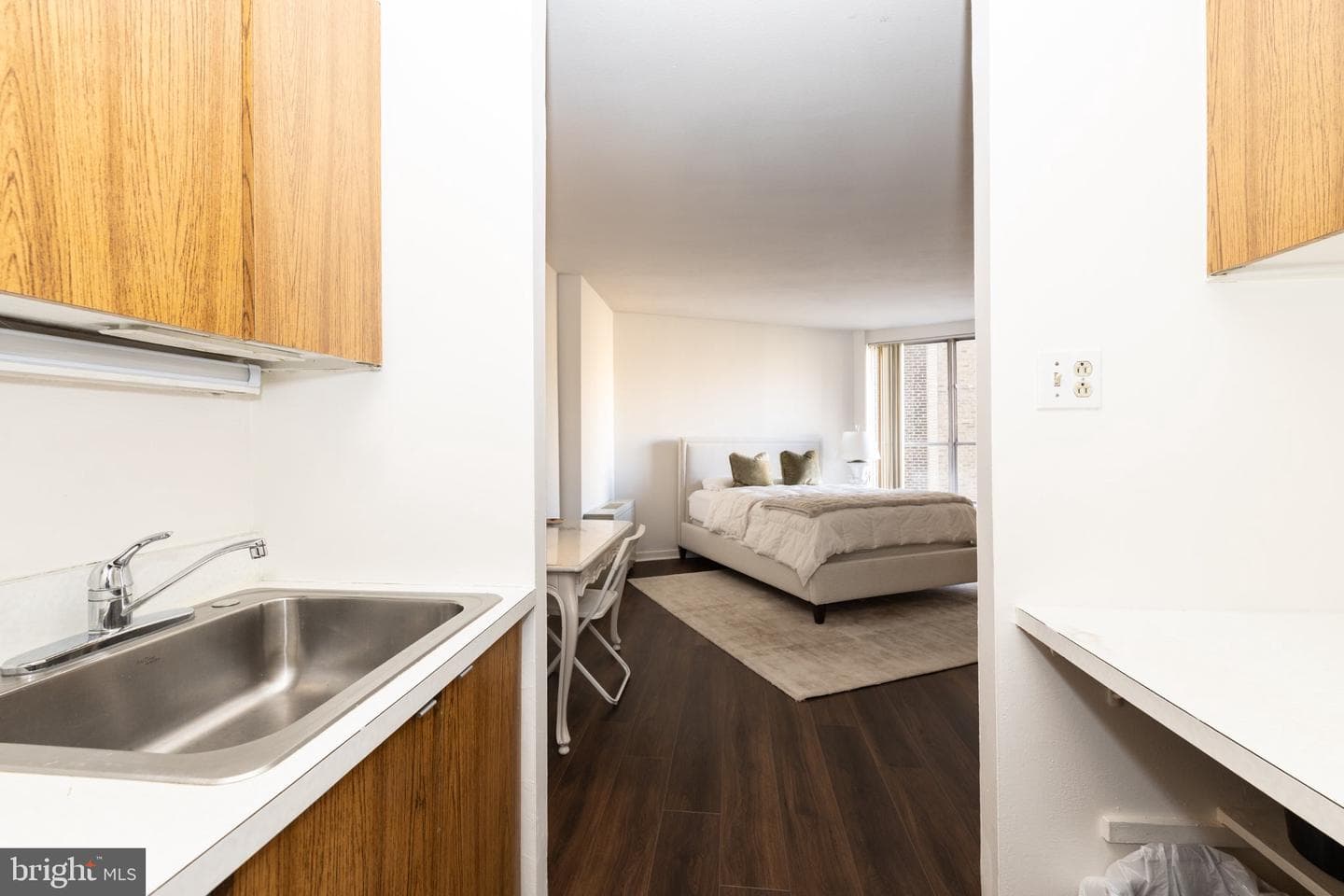 224 W Rittenhouse Square #1704 photo 8