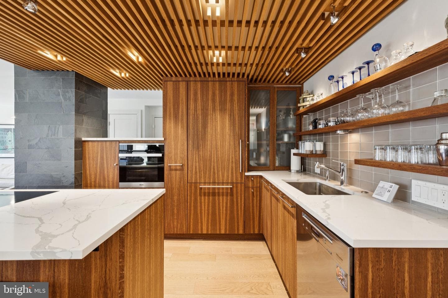 224 W Rittenhouse Square #1105 photo 28