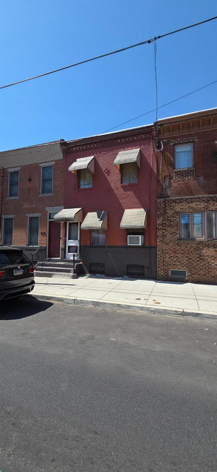 1628 S 12th Street photo 1