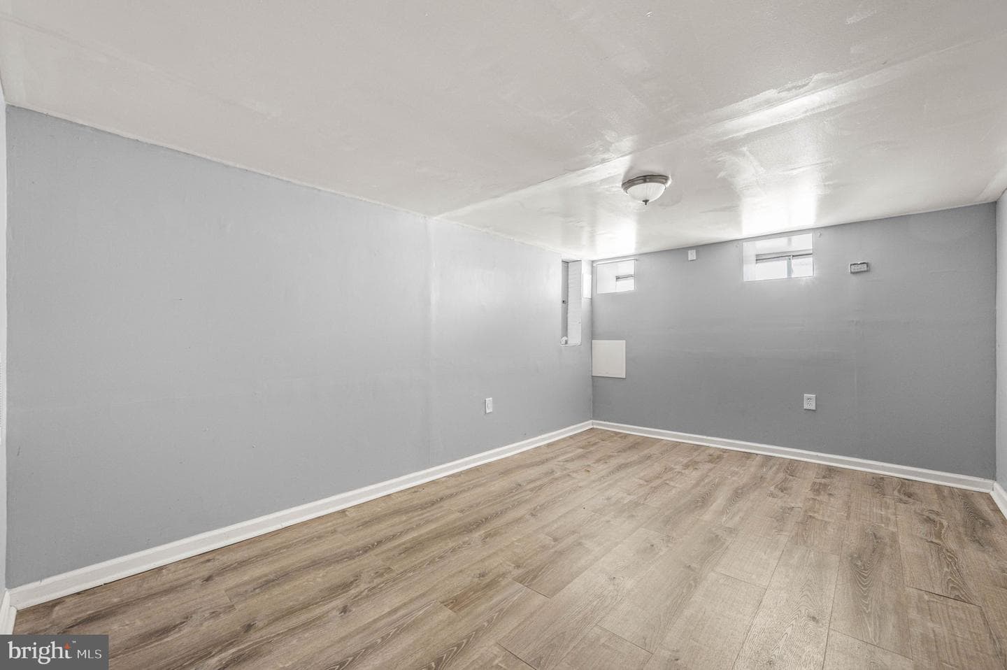 2123 E William Street photo 12