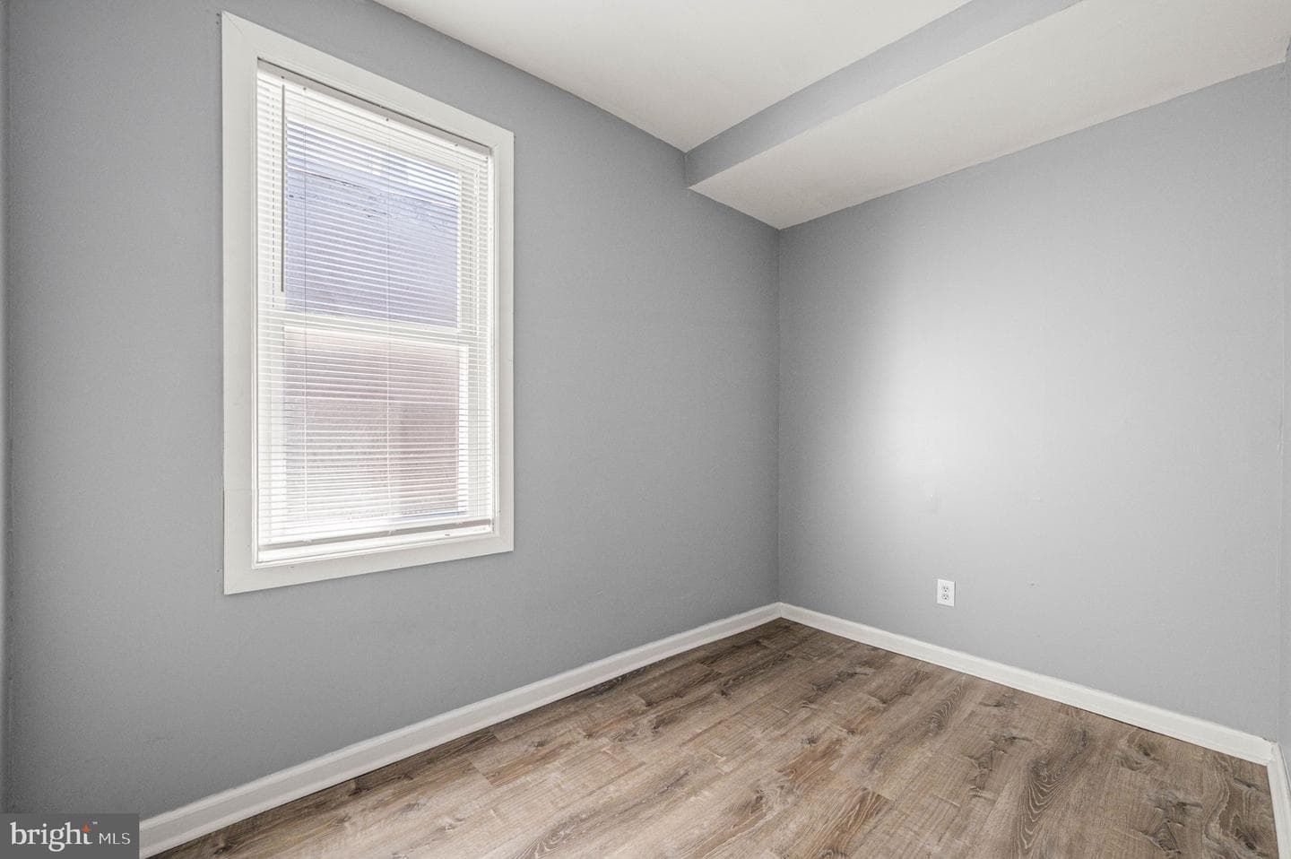 2123 E William Street photo 15