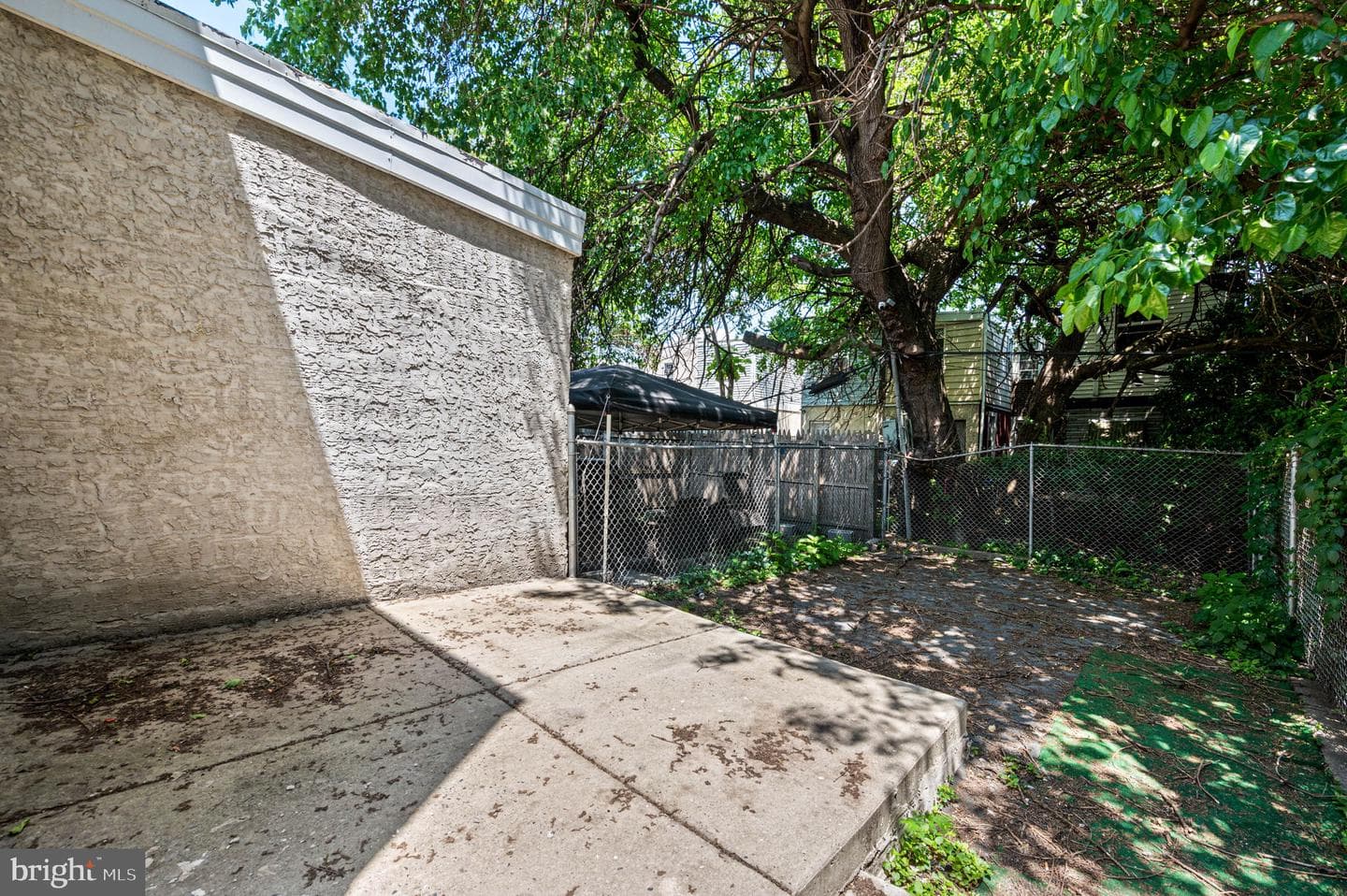 2123 E William Street photo 22