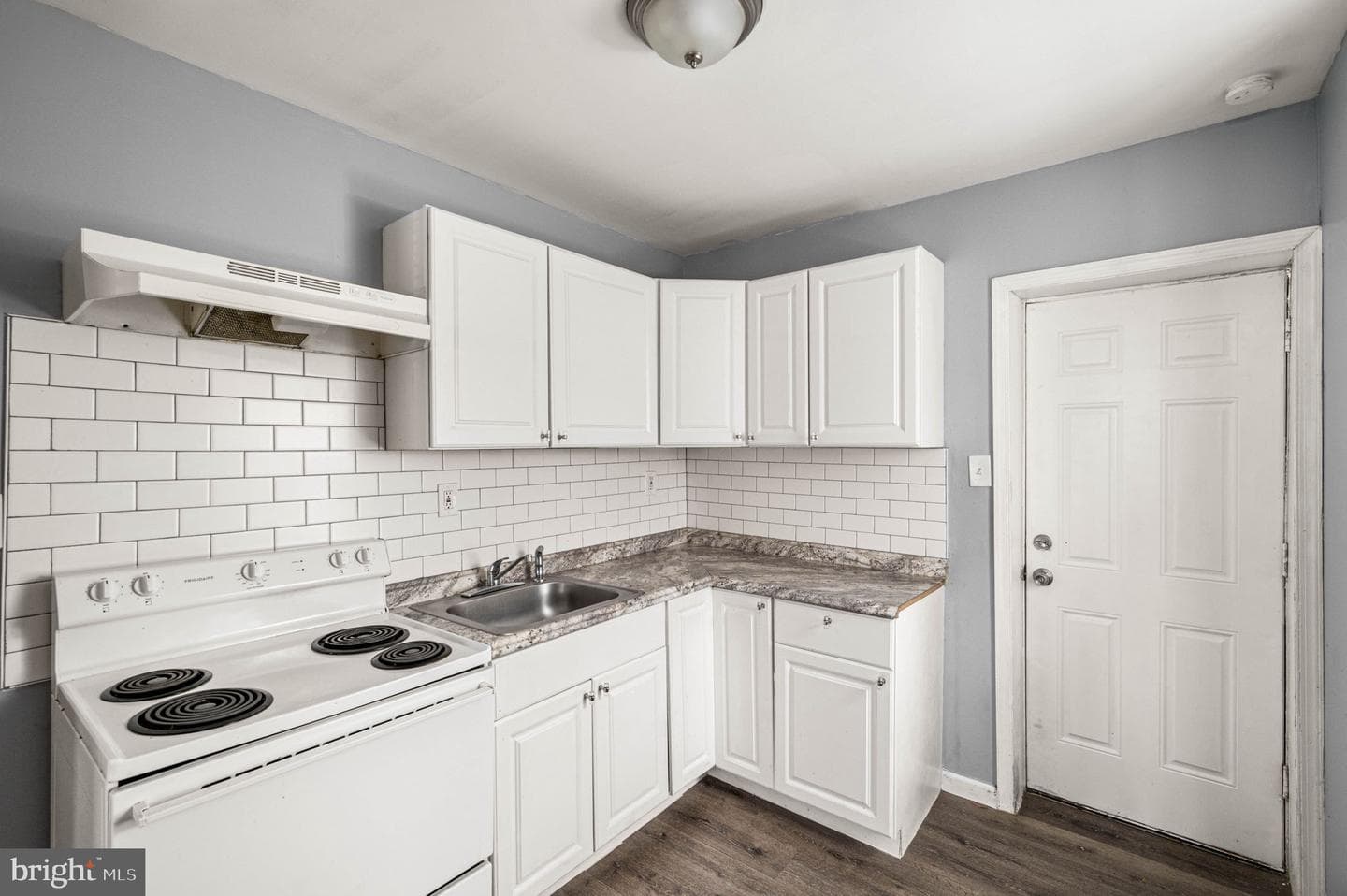 2123 E William Street photo 8