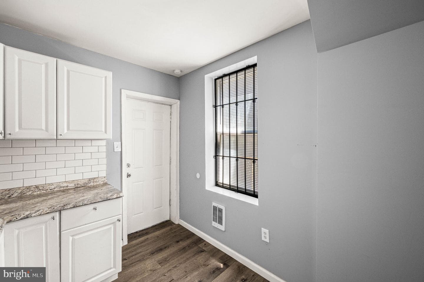 2123 E William Street photo 9