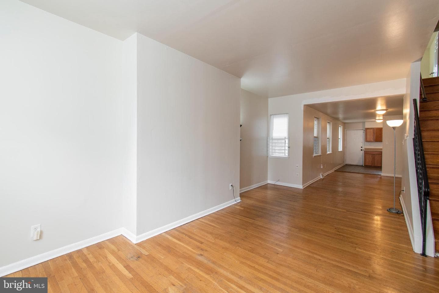 1635 Fontain Street photo 5