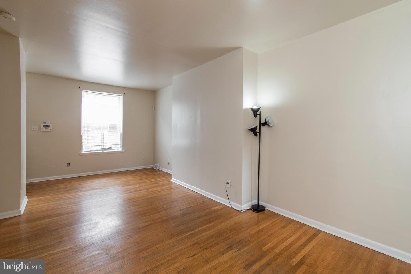 1635 Fontain Street photo 9