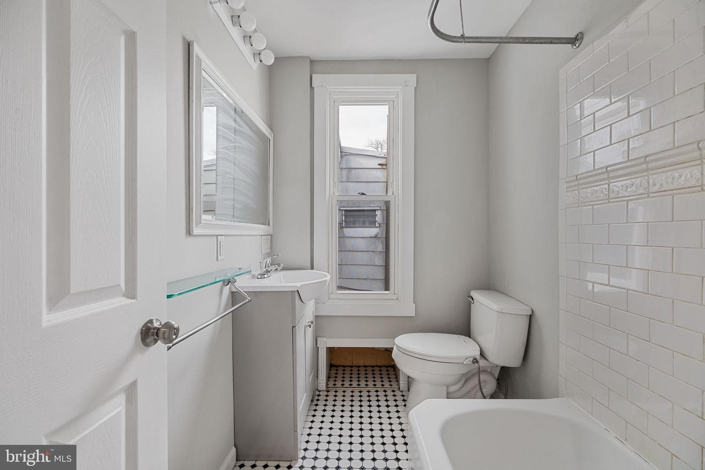 213 Dawson Street photo 18
