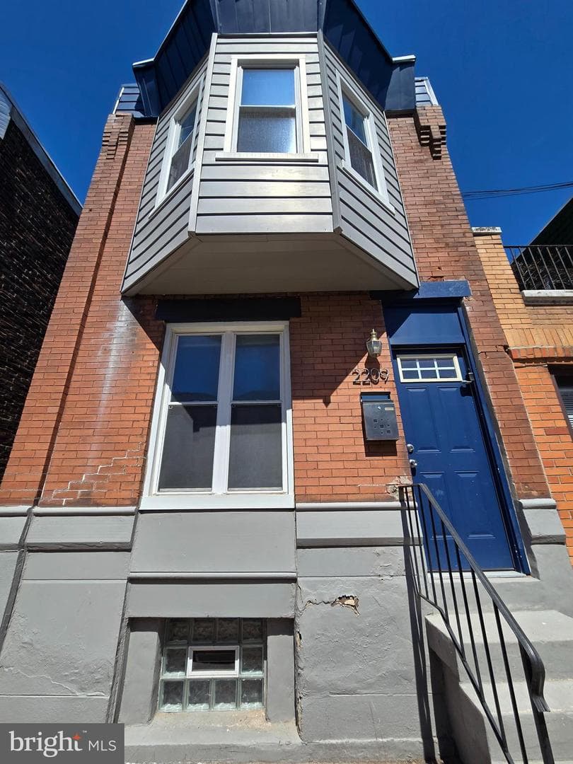 2209 Cantrell Street photo 2