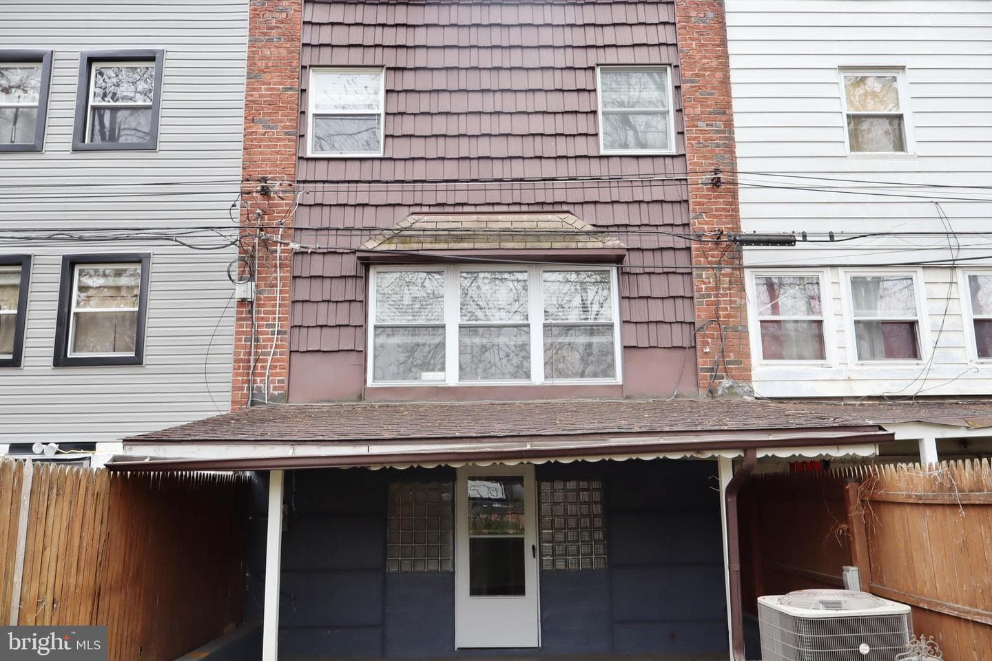 3019 Fairdale Road photo 4
