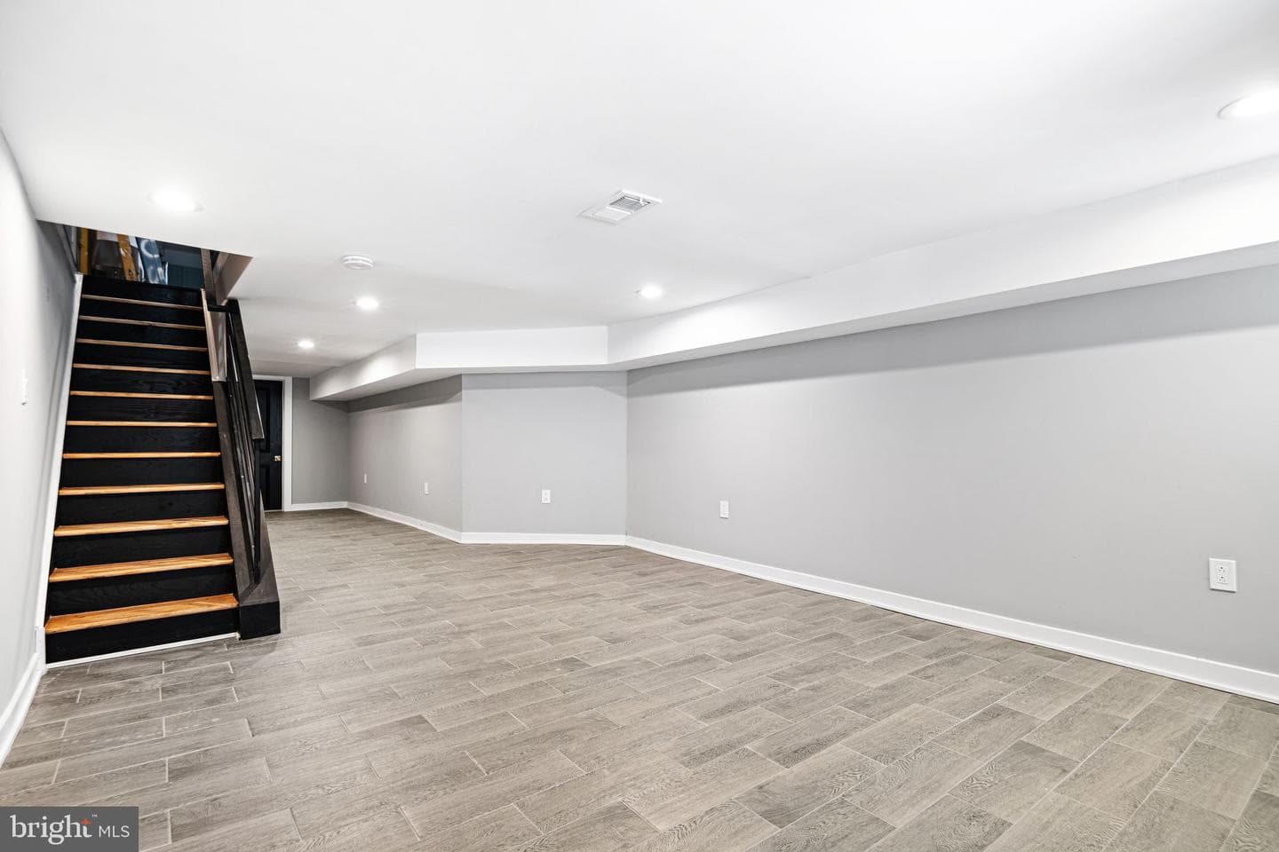 1329 Dickinson Street photo 33