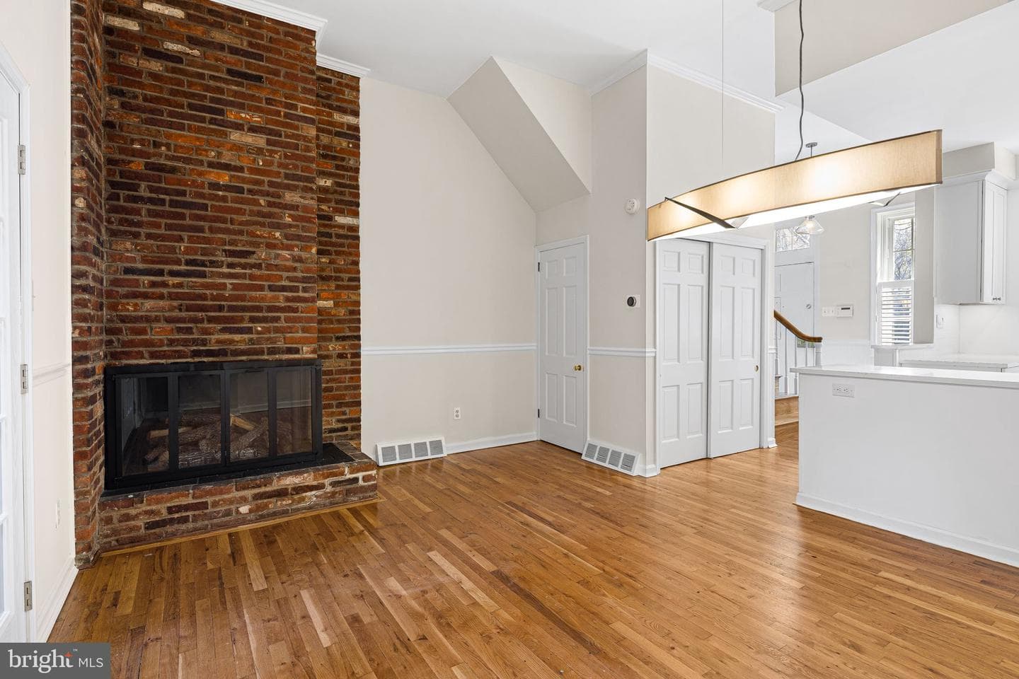 1115 Lombard Street photo 13