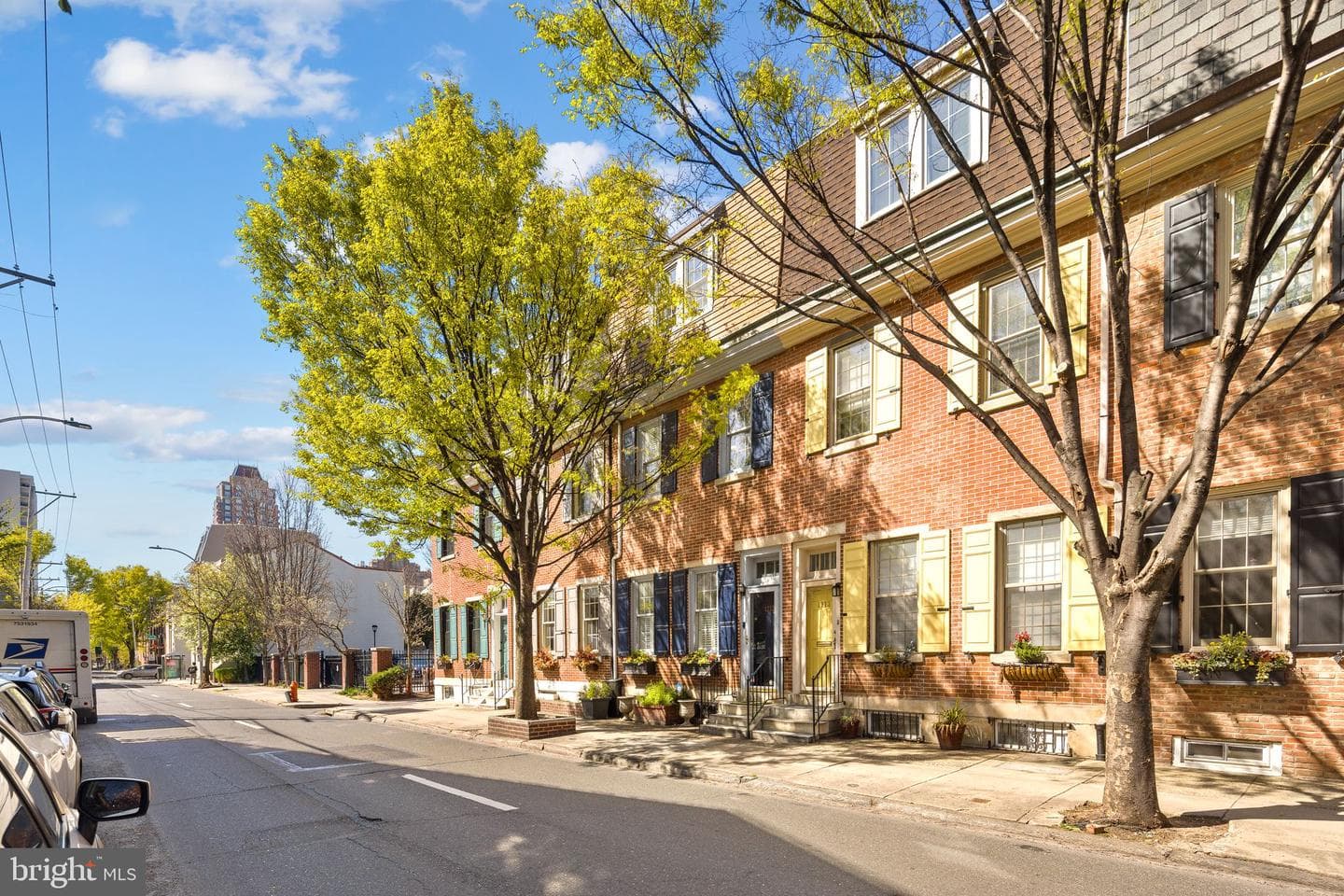 1115 Lombard Street photo 2