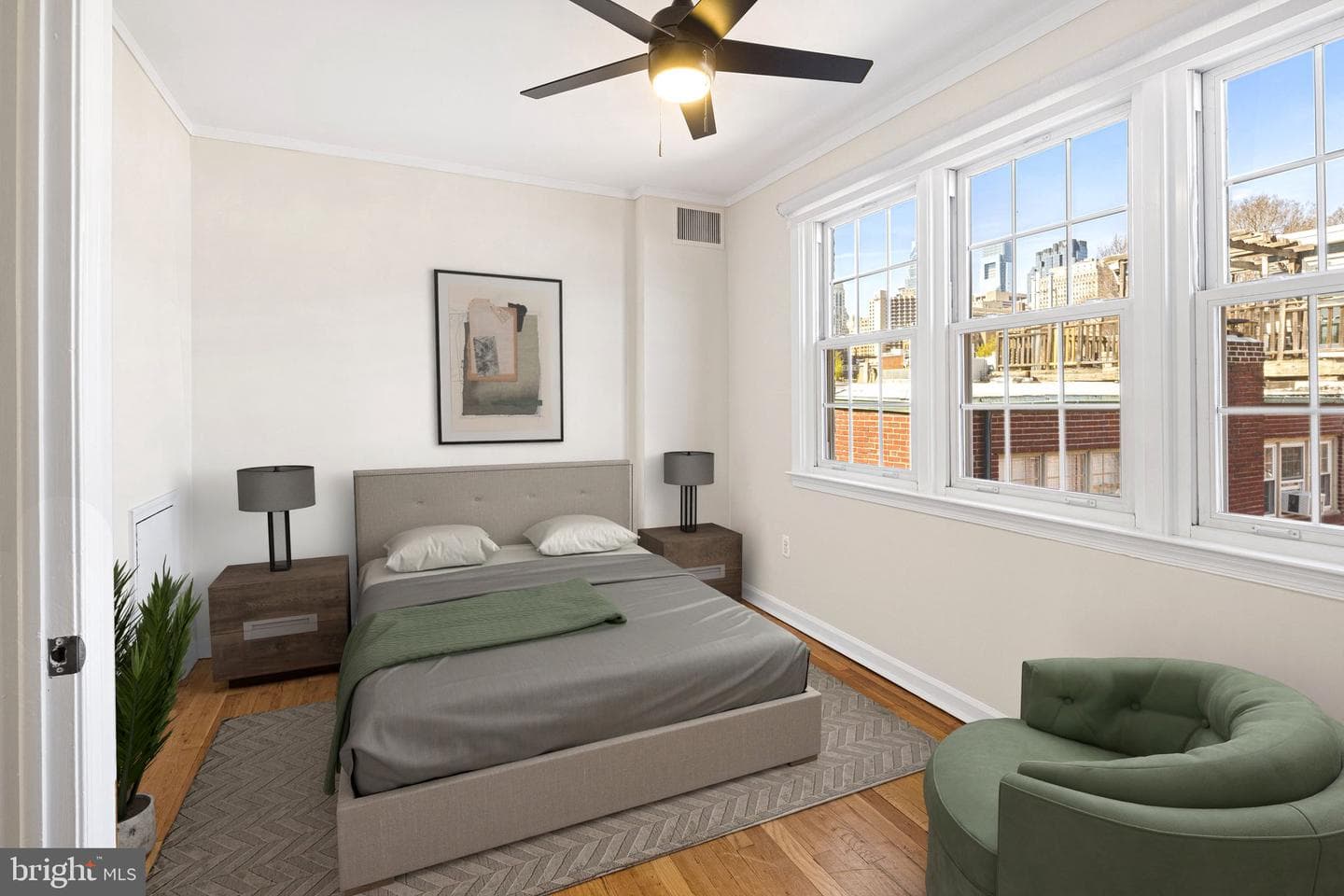 1115 Lombard Street photo 26