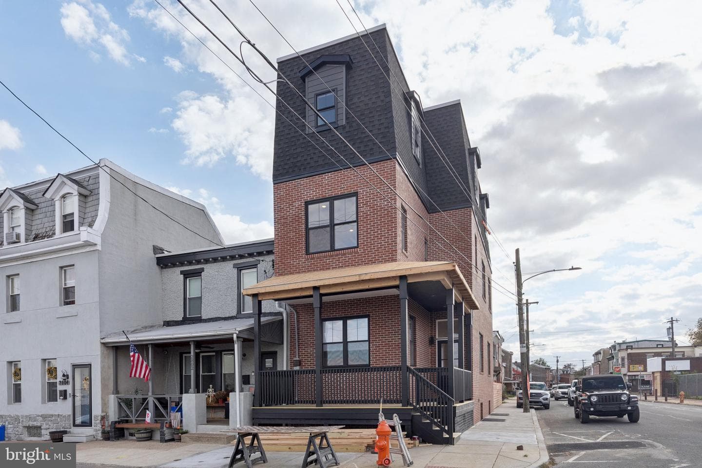 2800 Bridge Street