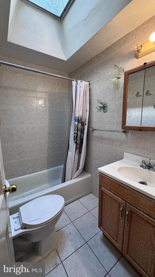 747 Landis Street photo 18