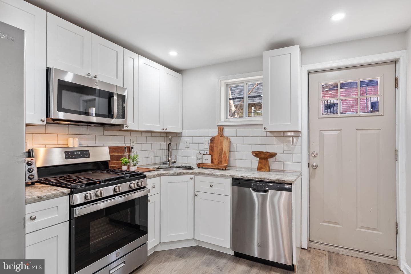 1543 S Bailey Street photo 10