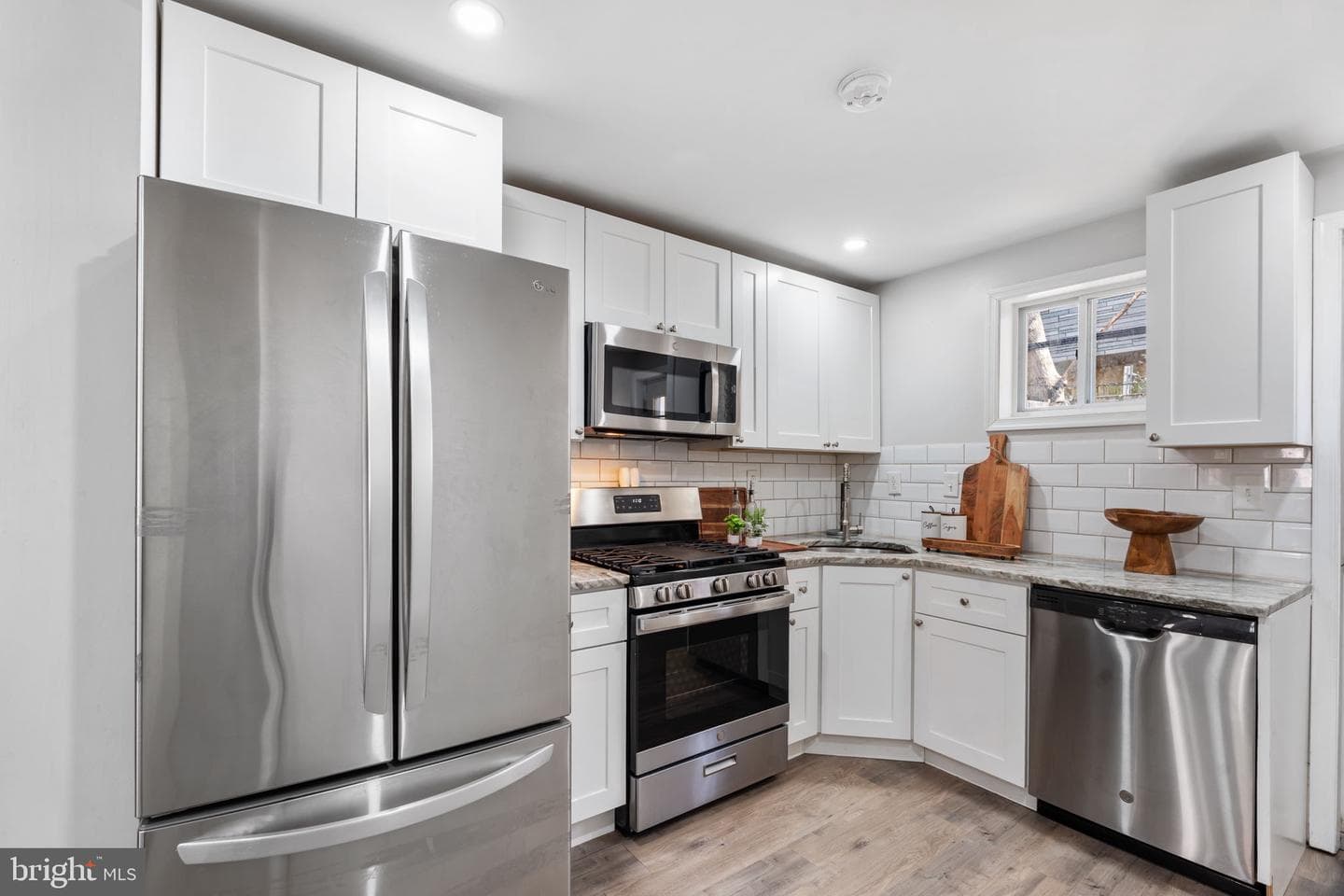 1543 S Bailey Street photo 13